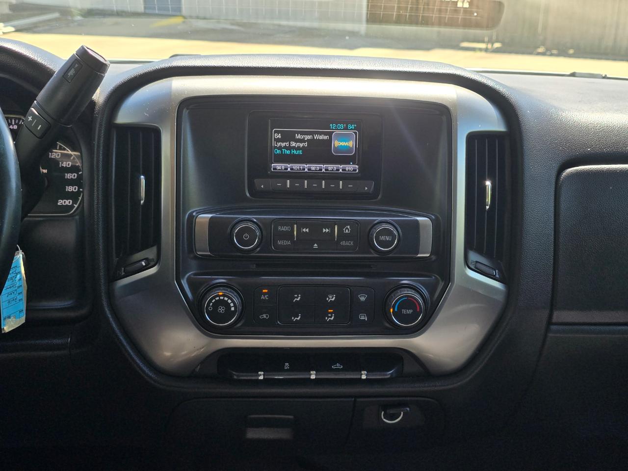 Chevrolet Silverado 2500HD LT Crew Cab Short Bed 4WD 2015