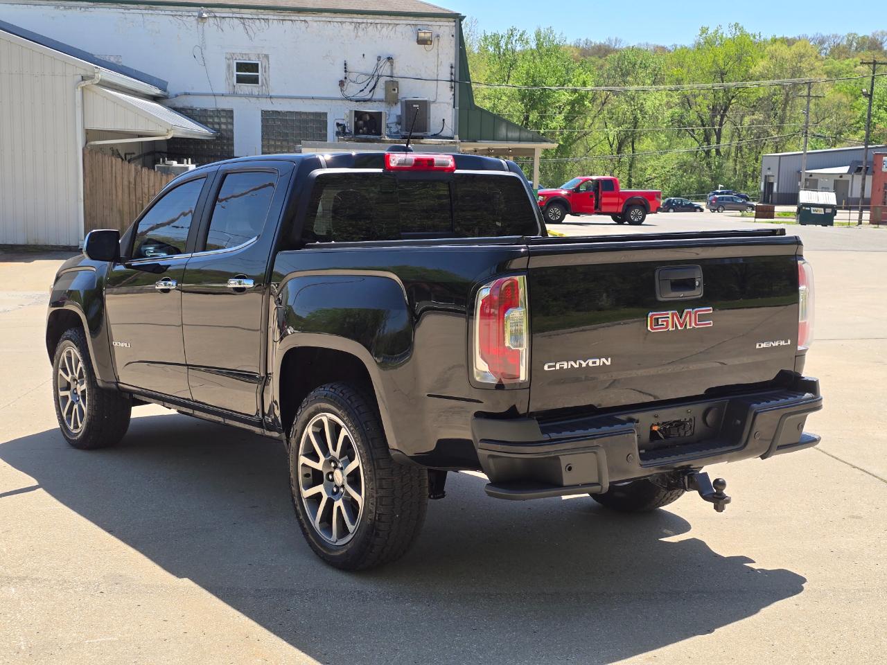 GMC Canyon Denali Crew Cab 4WD 2019