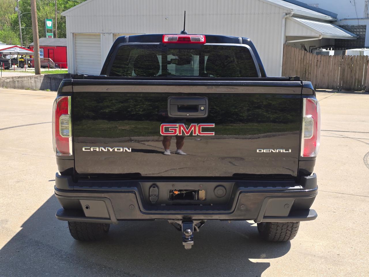 GMC Canyon Denali Crew Cab 4WD 2019