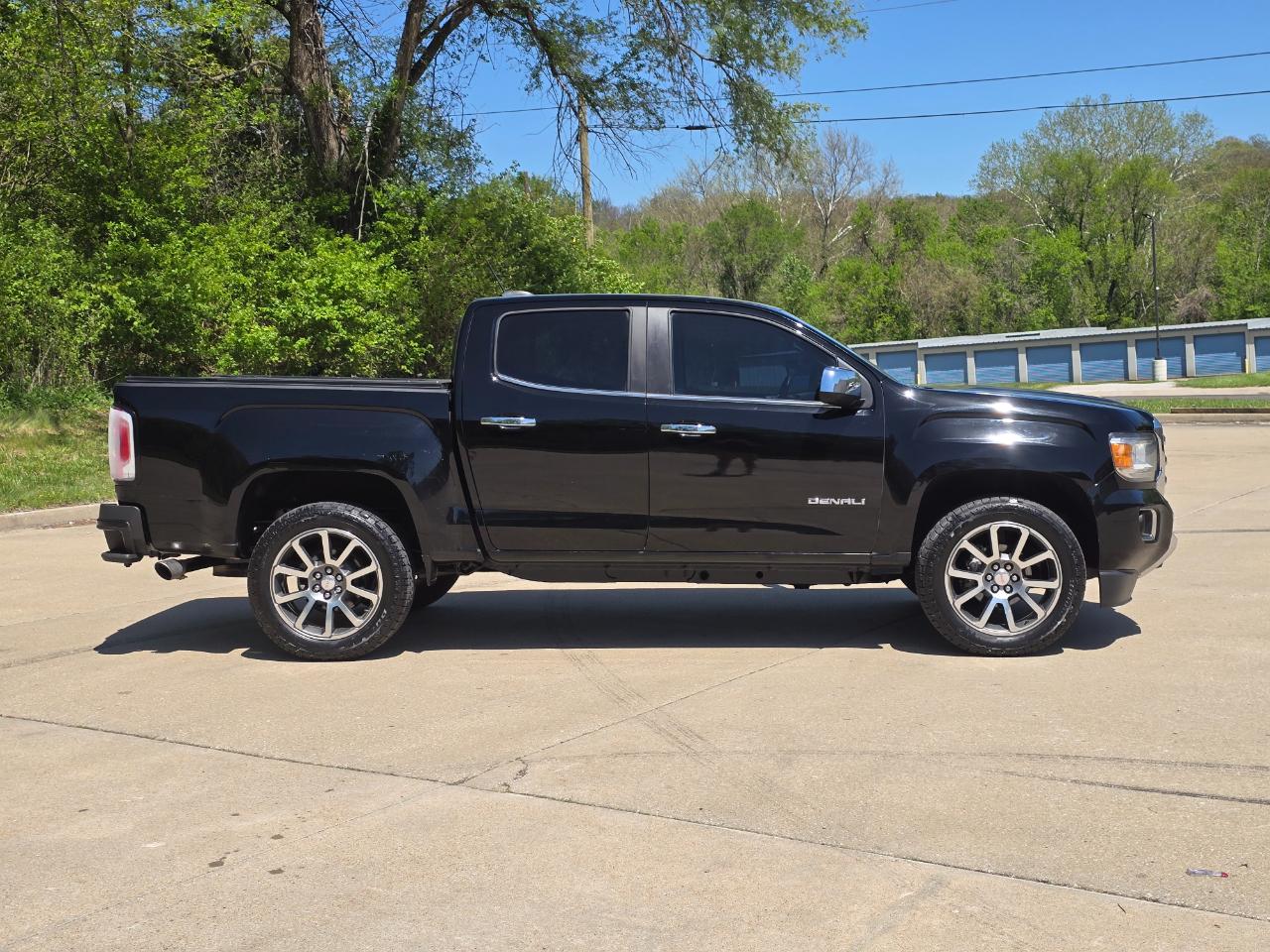 GMC Canyon Denali Crew Cab 4WD 2019