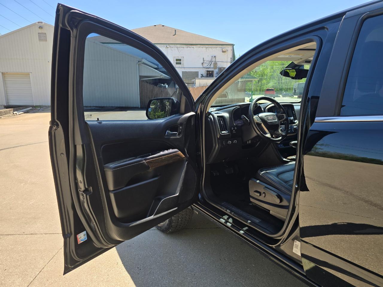 GMC Canyon Denali Crew Cab 4WD 2019