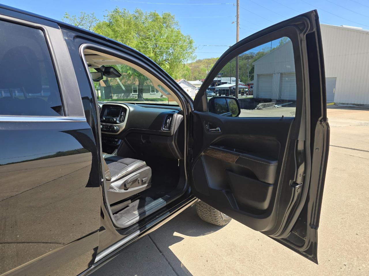 GMC Canyon Denali Crew Cab 4WD 2019