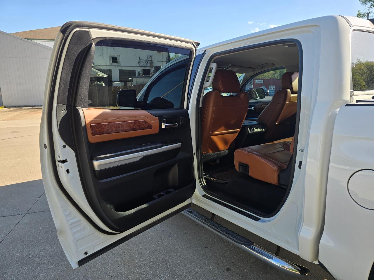 Toyota Tundra 1794 CrewMax 4WD 2017