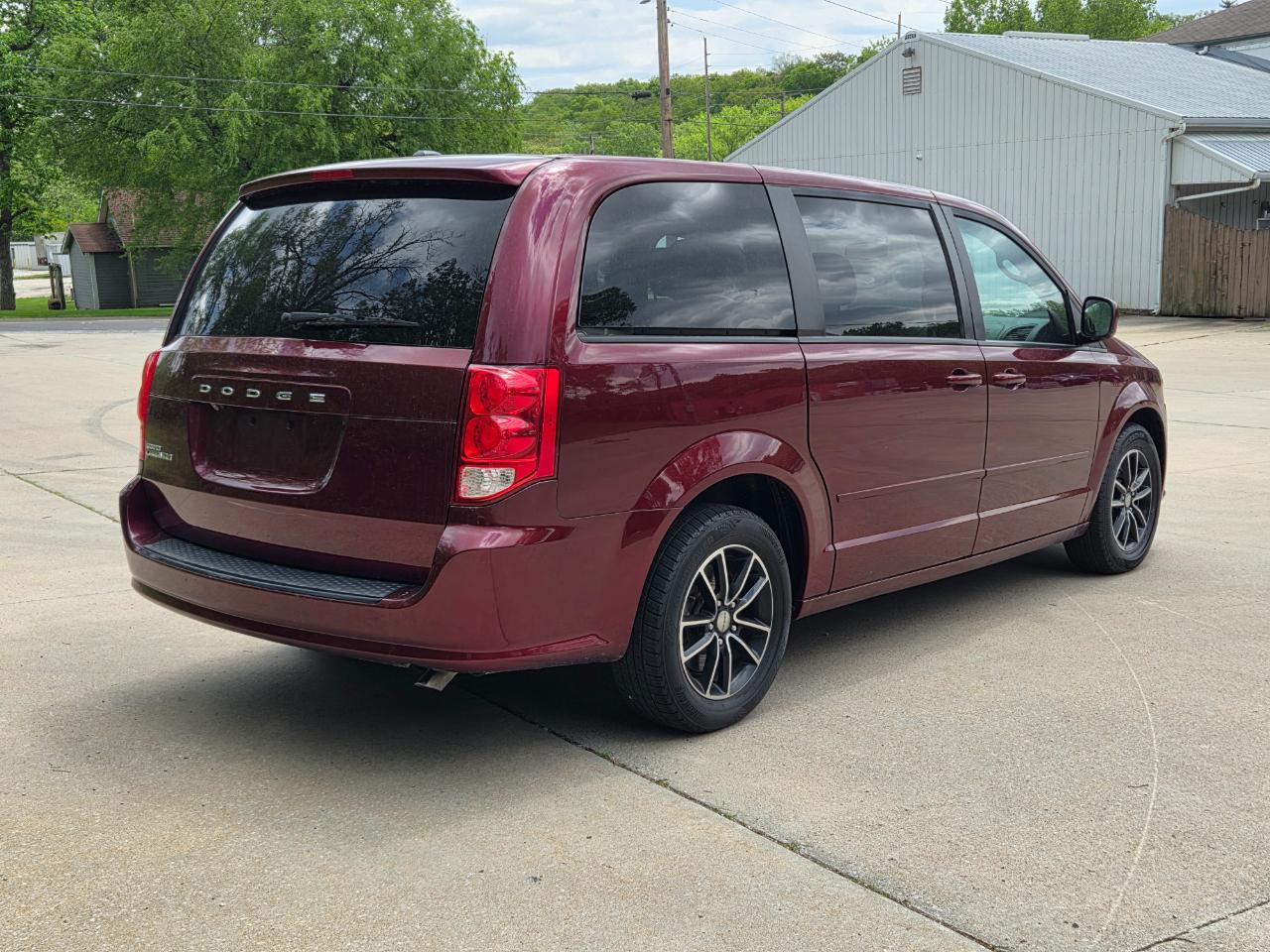 Dodge Grand Caravan SE 2017