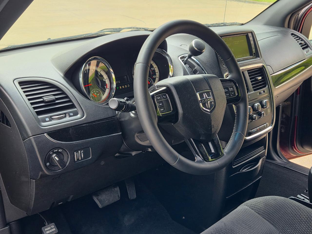 Dodge Grand Caravan SE 2017
