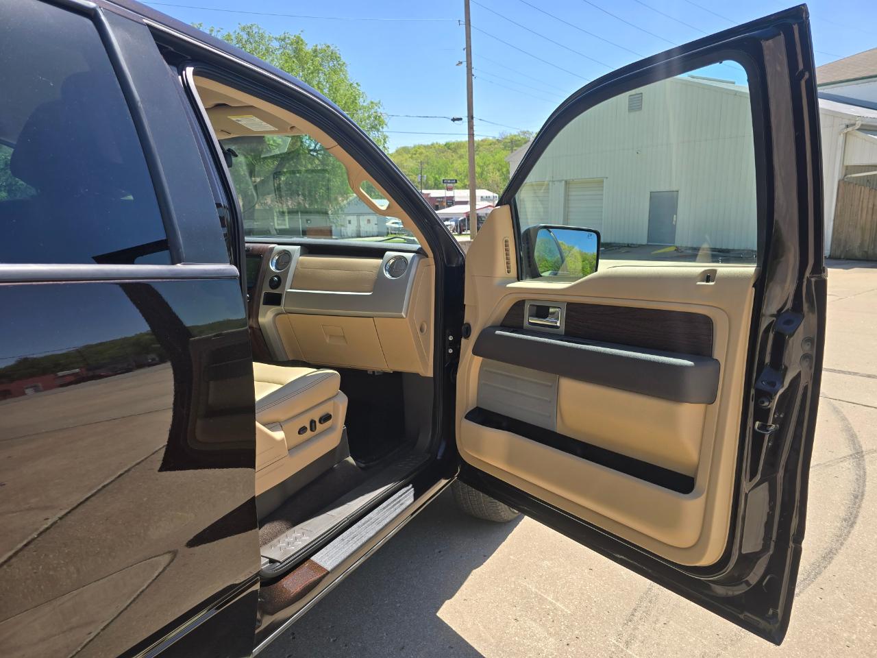 Ford F-150 Lariat 4WD SuperCrew 5.5' Box 2013