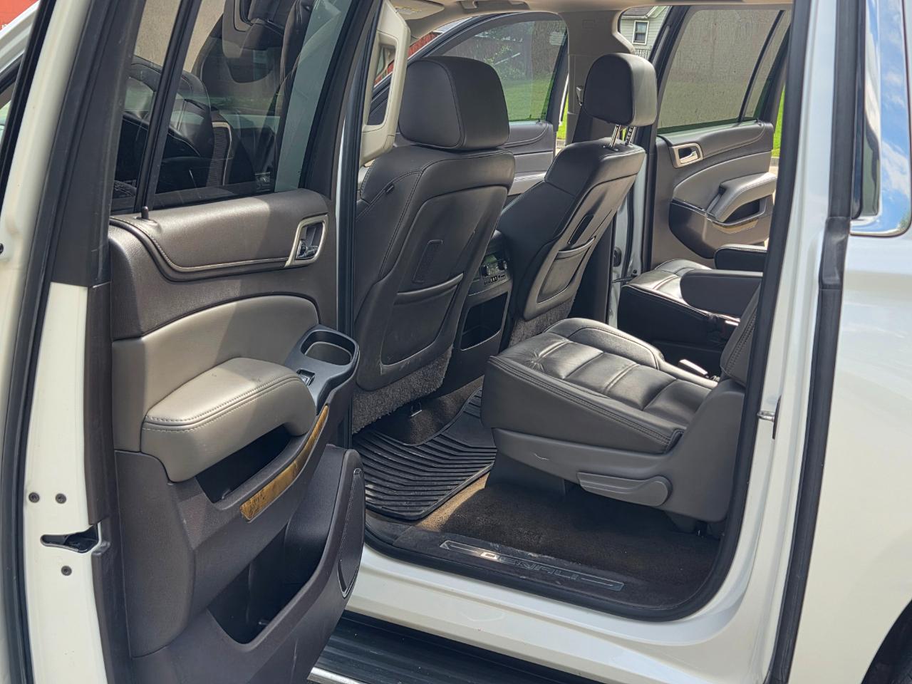 GMC Yukon XL Denali 4WD 2016