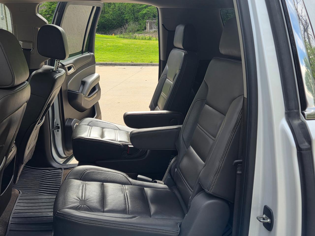 GMC Yukon XL Denali 4WD 2016
