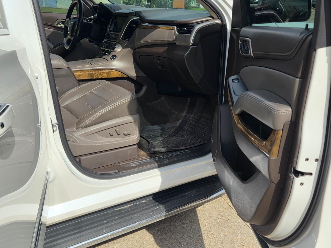 GMC Yukon XL Denali 4WD 2016