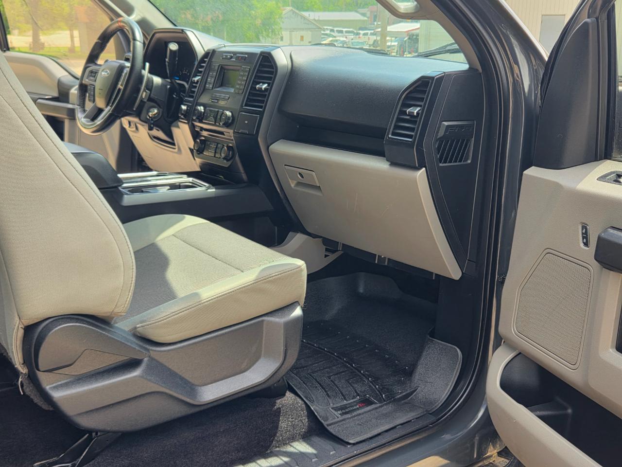 Ford F-150 XLT SuperCab 6.5-ft. Bed 4WD 2016