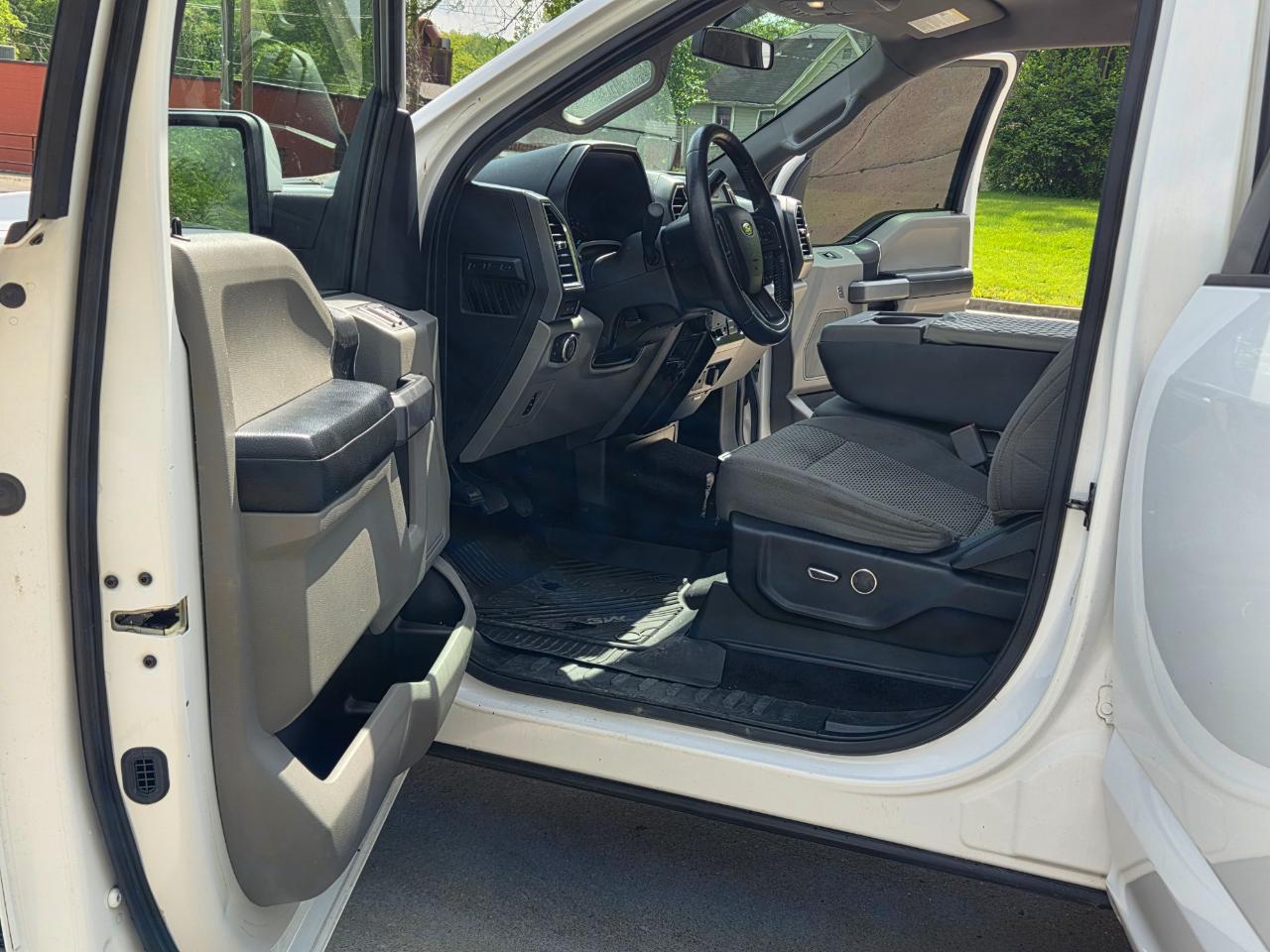 Ford F-150 XLT SuperCrew 6.5-ft. Bed 4WD 2016