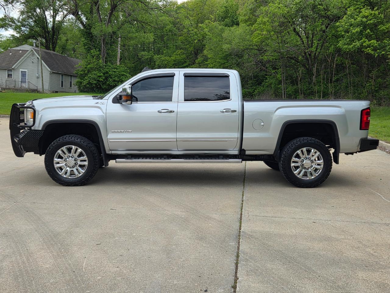 GMC Sierra 3500HD SLT Crew Cab 4WD 2016