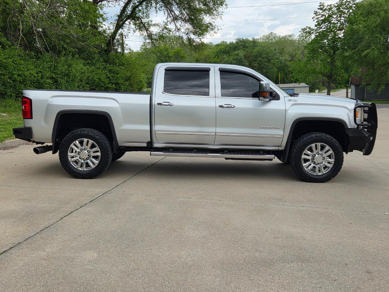 GMC Sierra 3500HD SLT Crew Cab 4WD 2016