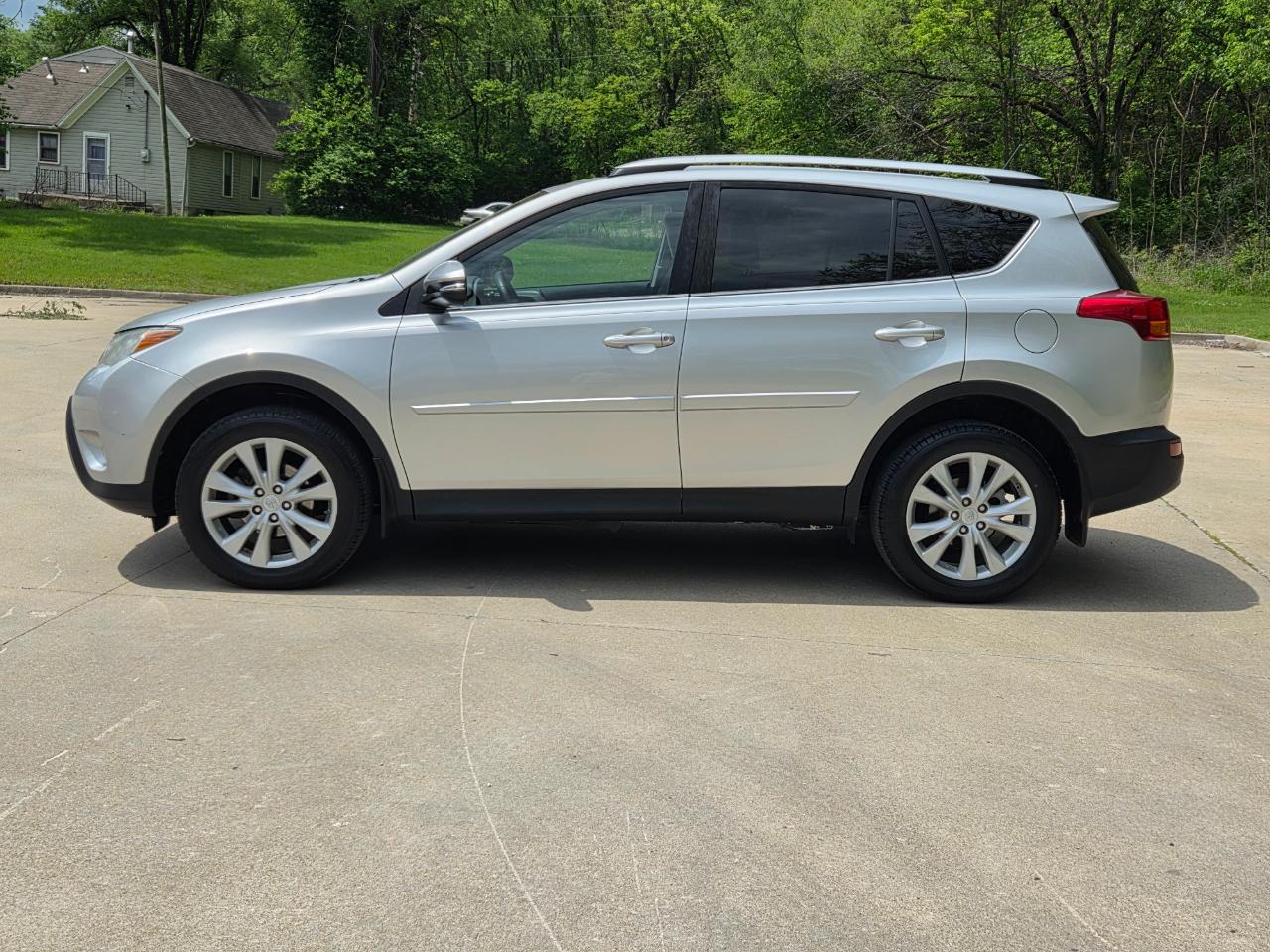 Toyota RAV4 Limited AWD 2014
