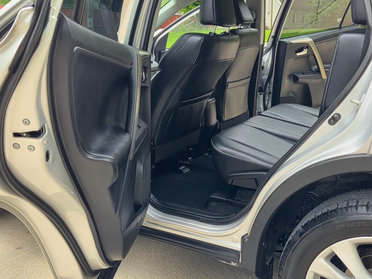 Toyota RAV4 Limited AWD 2014