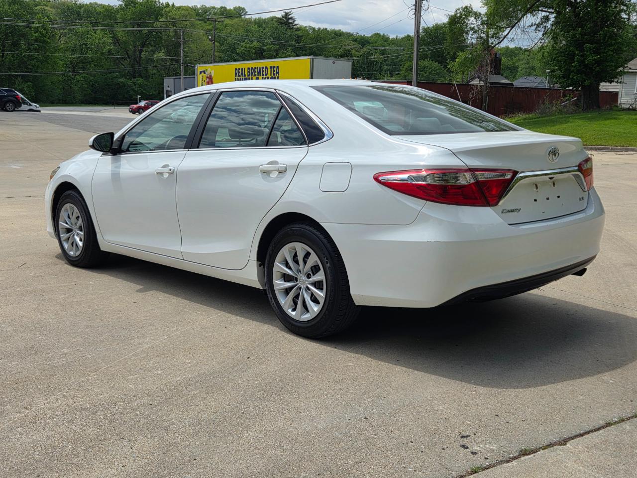 Toyota Camry SE 2017