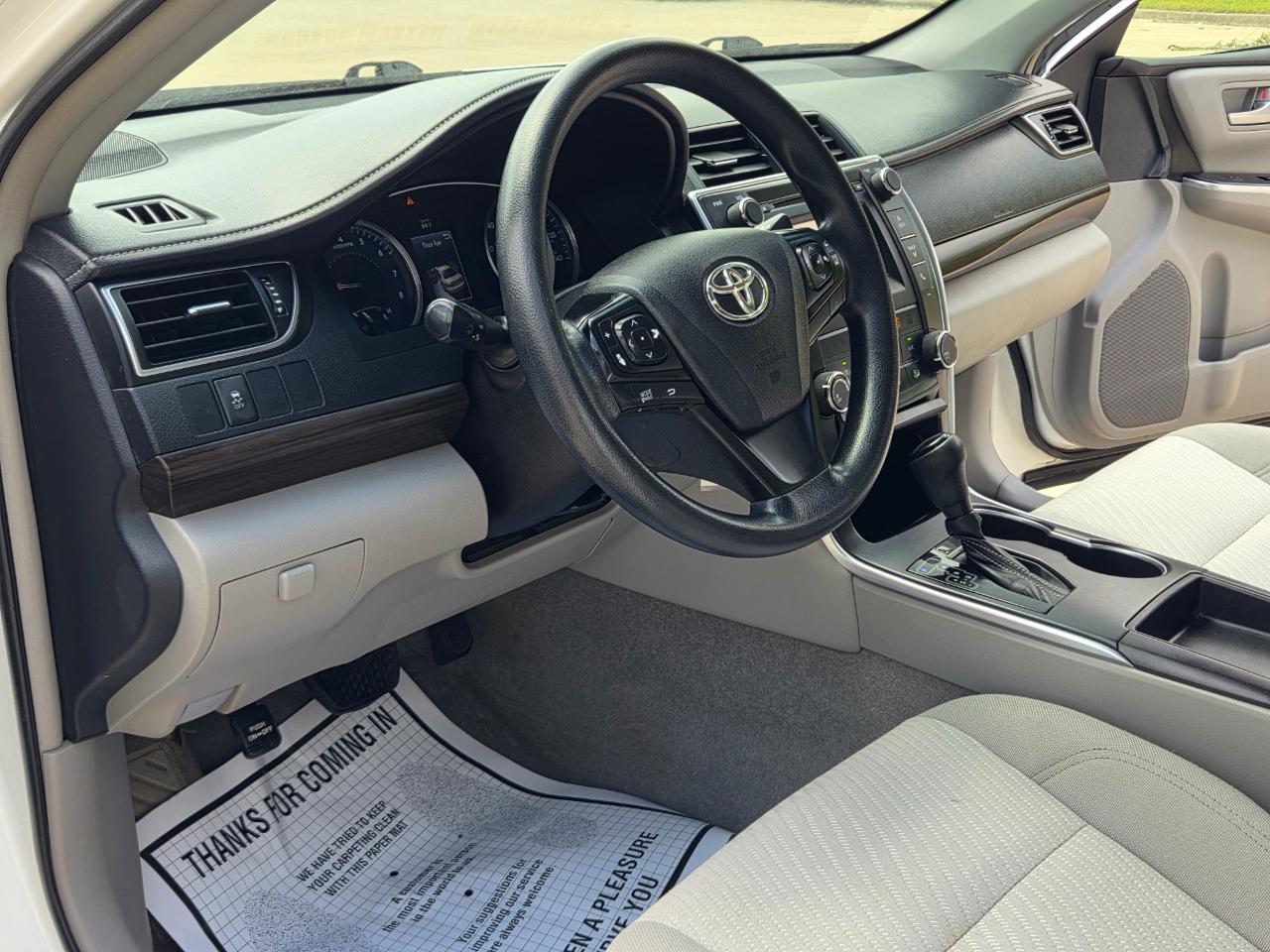 Toyota Camry SE 2017