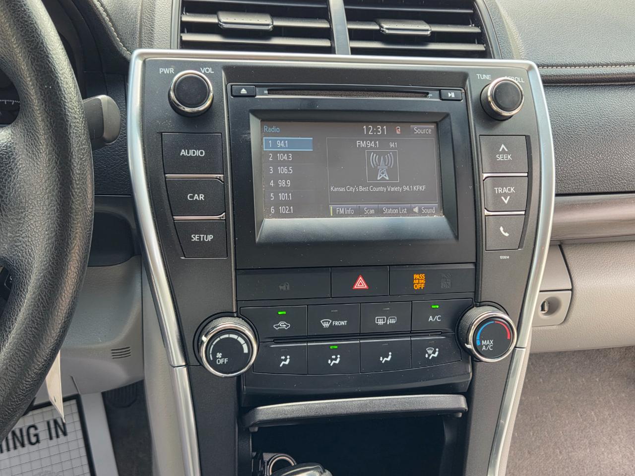 Toyota Camry SE 2017