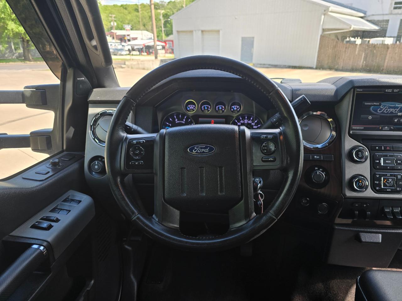 Ford F-350 SD Lariat Crew Cab 4WD 2016