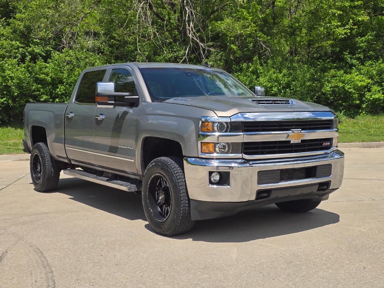 Chevrolet Silverado 2500HD LTZ Crew Cab 4WD 2017