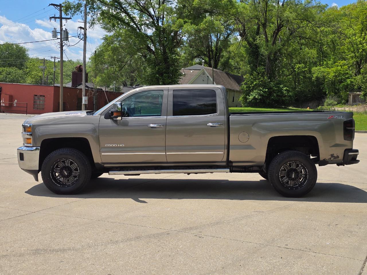 Chevrolet Silverado 2500HD LTZ Crew Cab 4WD 2017