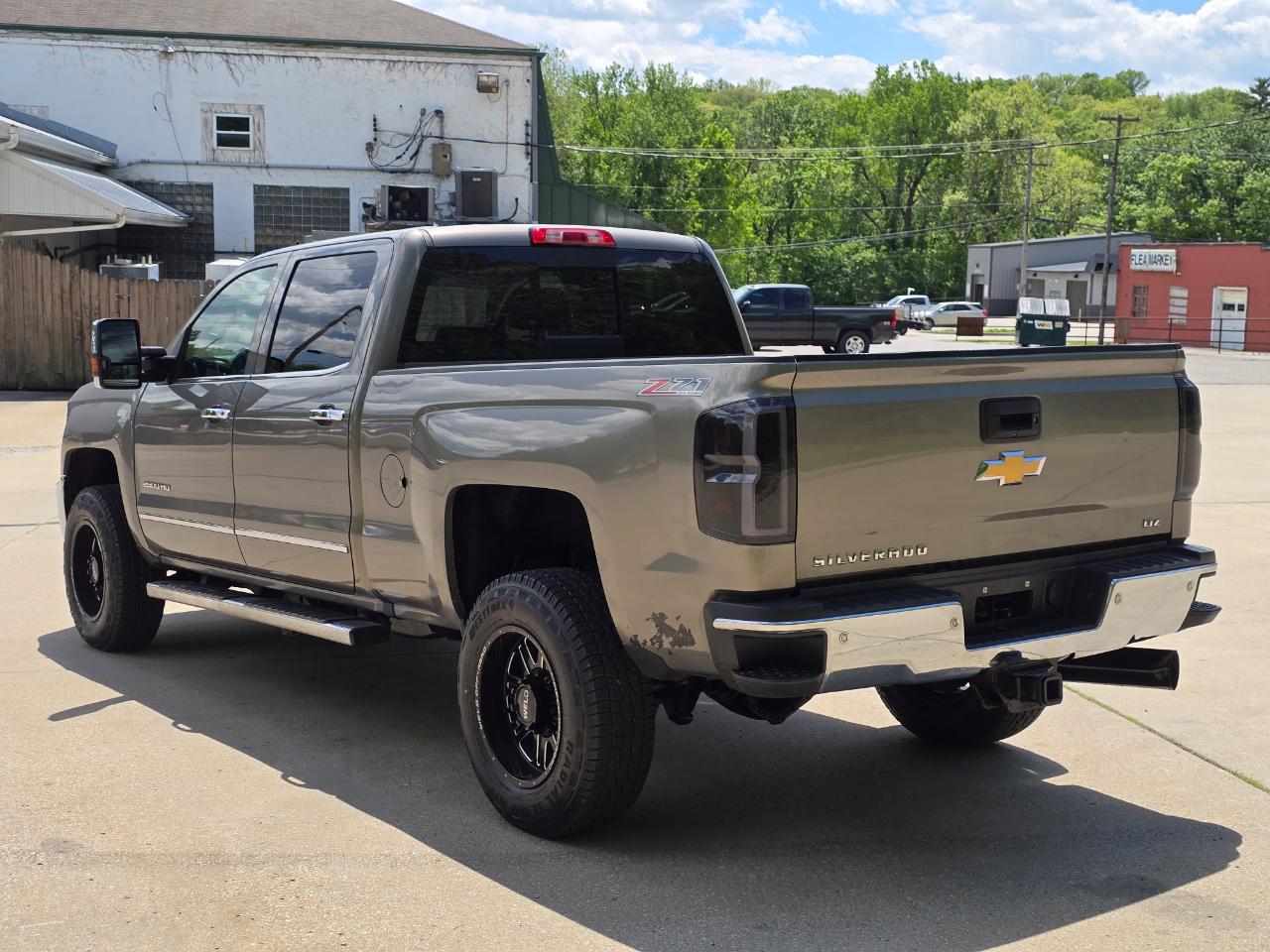 Chevrolet Silverado 2500HD LTZ Crew Cab 4WD 2017