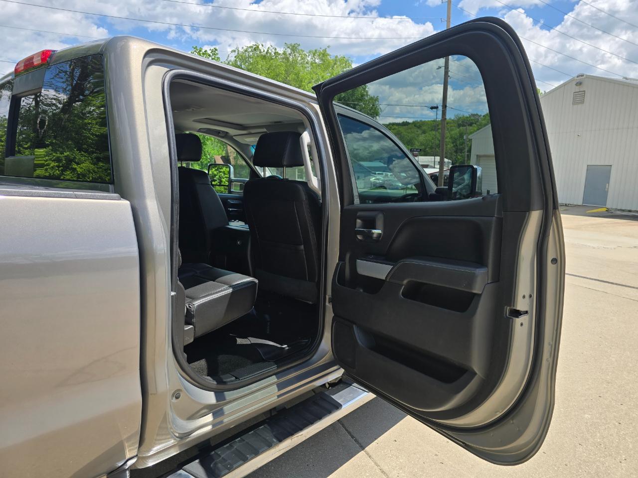 Chevrolet Silverado 2500HD LTZ Crew Cab 4WD 2017