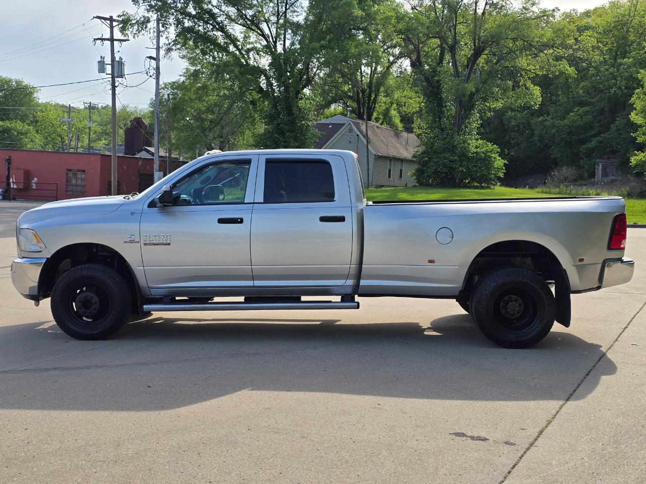 RAM 3500 Tradesman Crew Cab 4WD DRW 2015