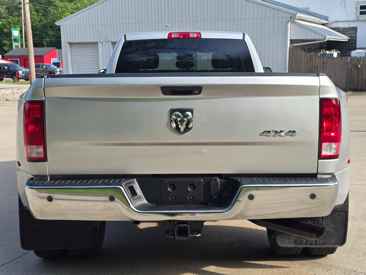 RAM 3500 Tradesman Crew Cab 4WD DRW 2015