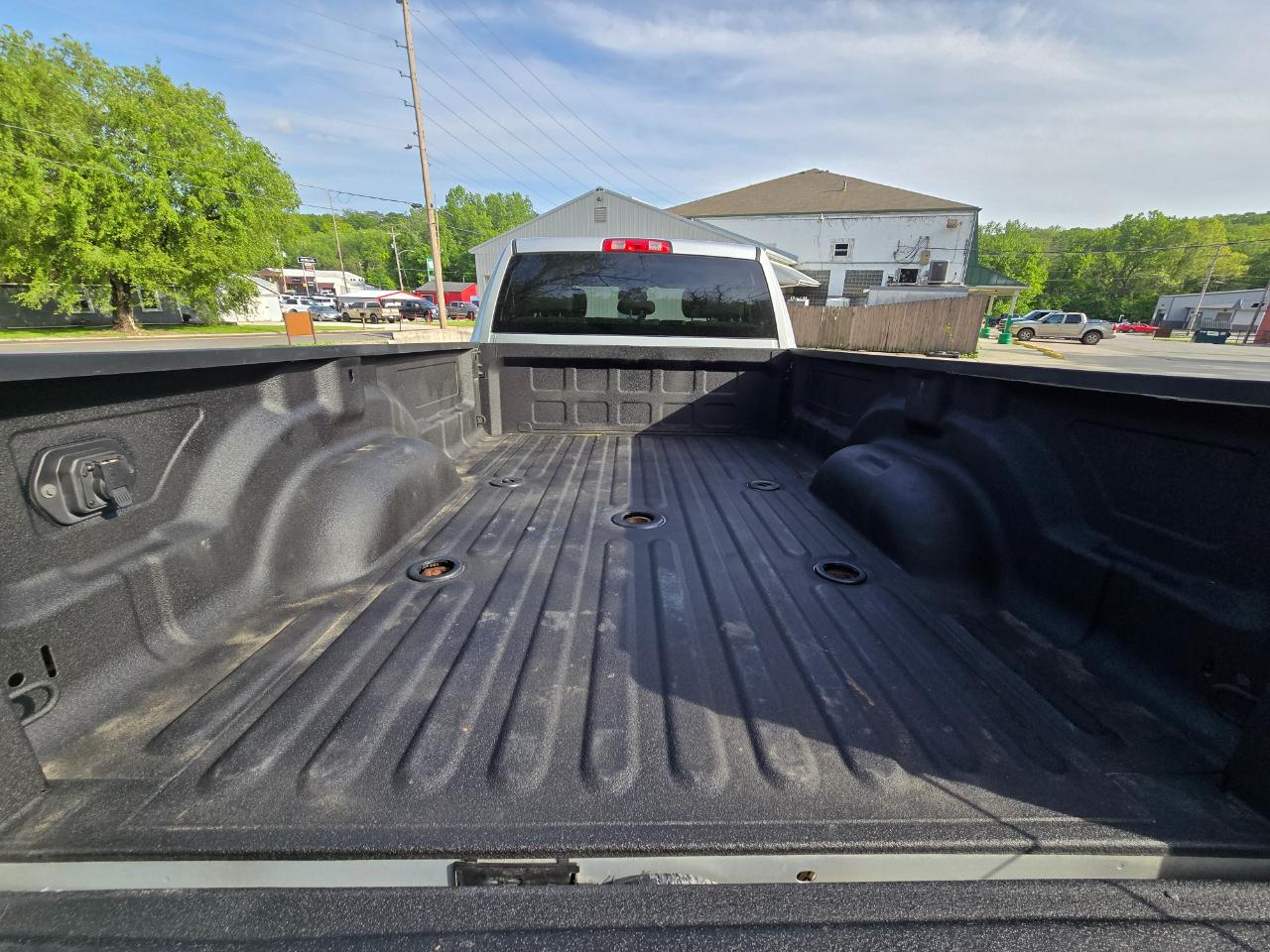 RAM 3500 Tradesman Crew Cab 4WD DRW 2015