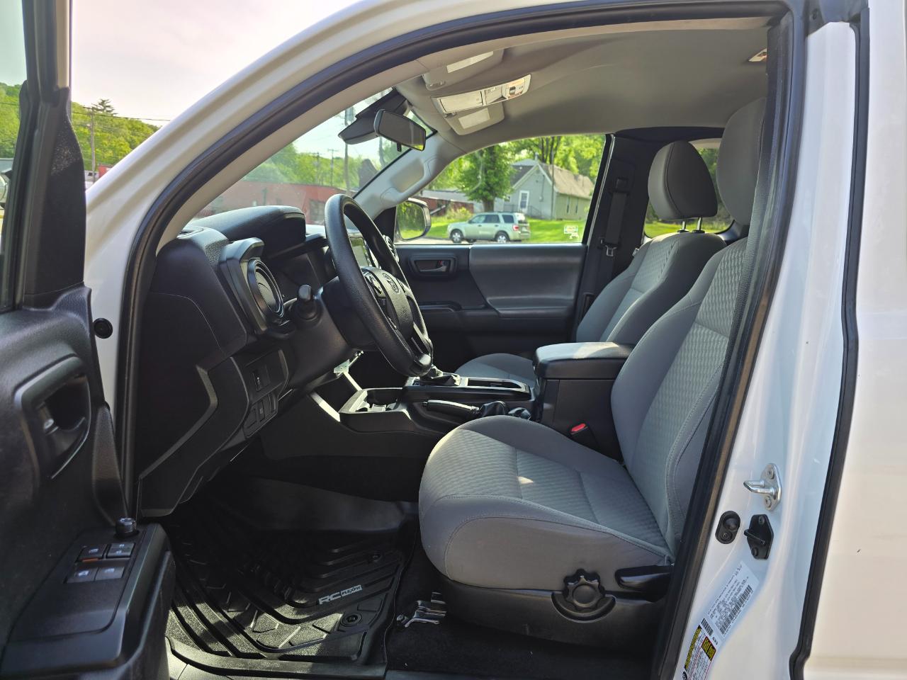 Toyota Tacoma SR5 Access Cab I4 6AT 2WD 2023