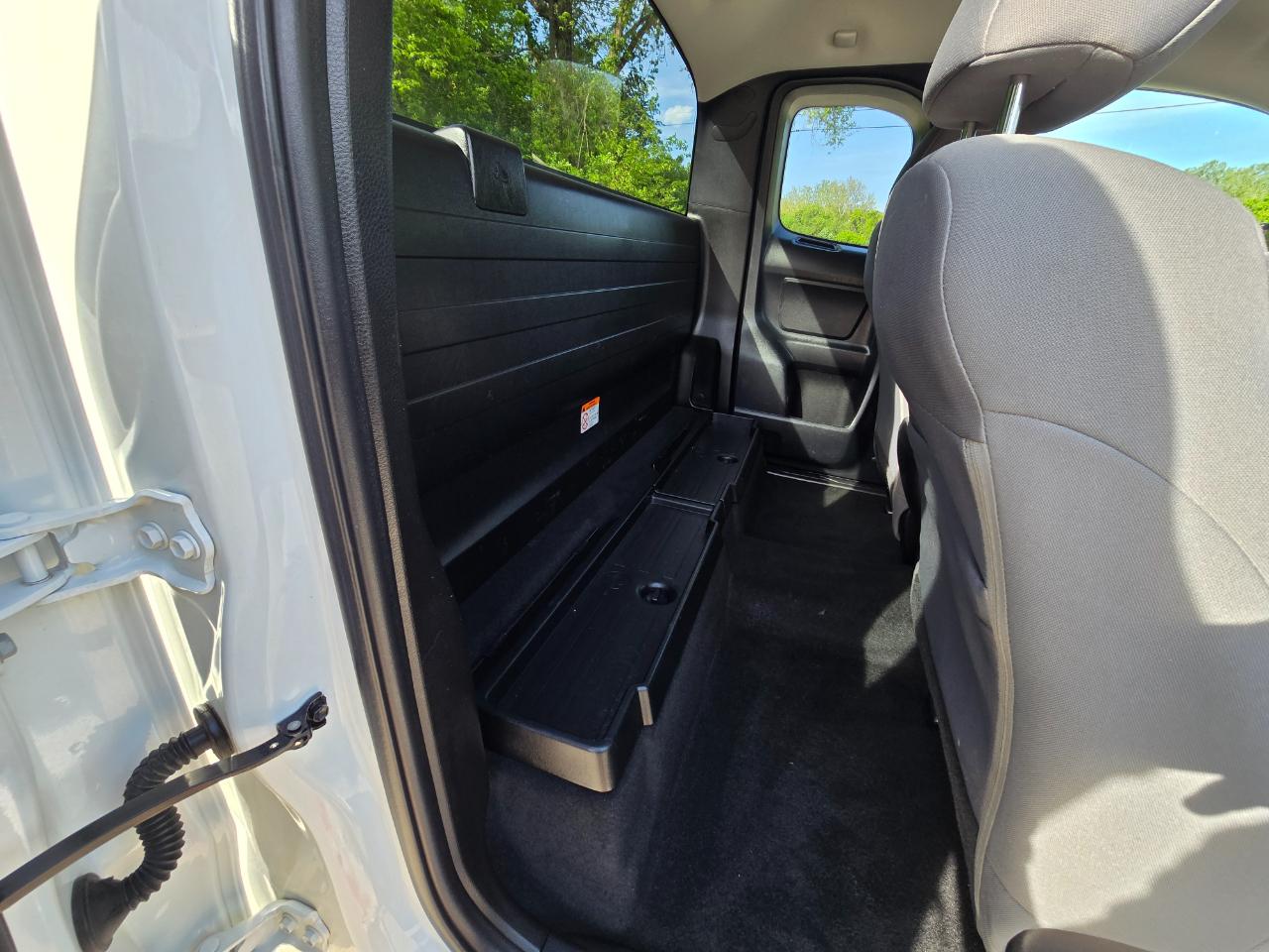 Toyota Tacoma SR5 Access Cab I4 6AT 2WD 2023