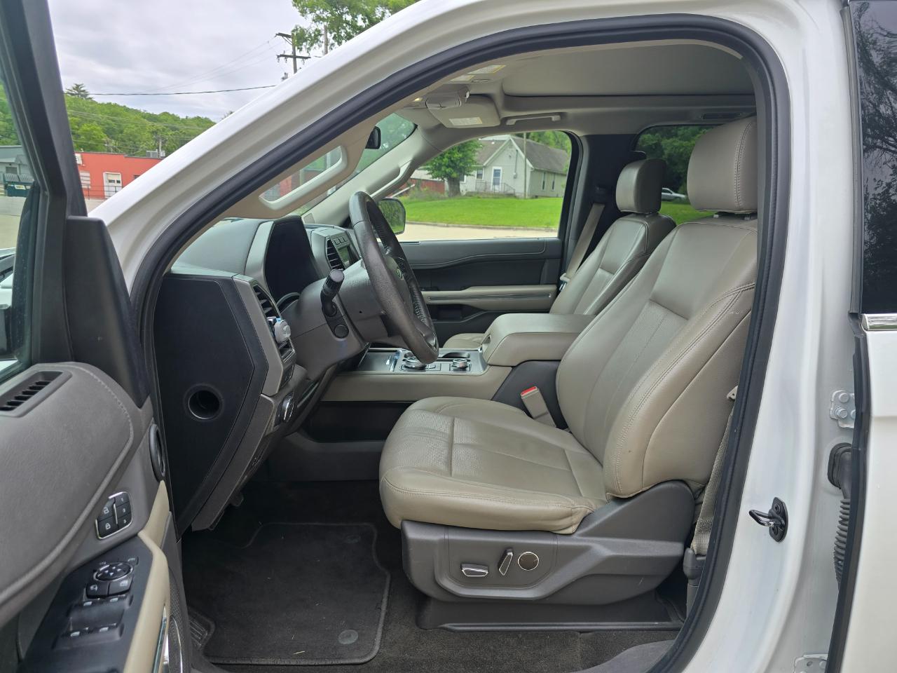 Ford Expedition MAX XLT 4WD 2019