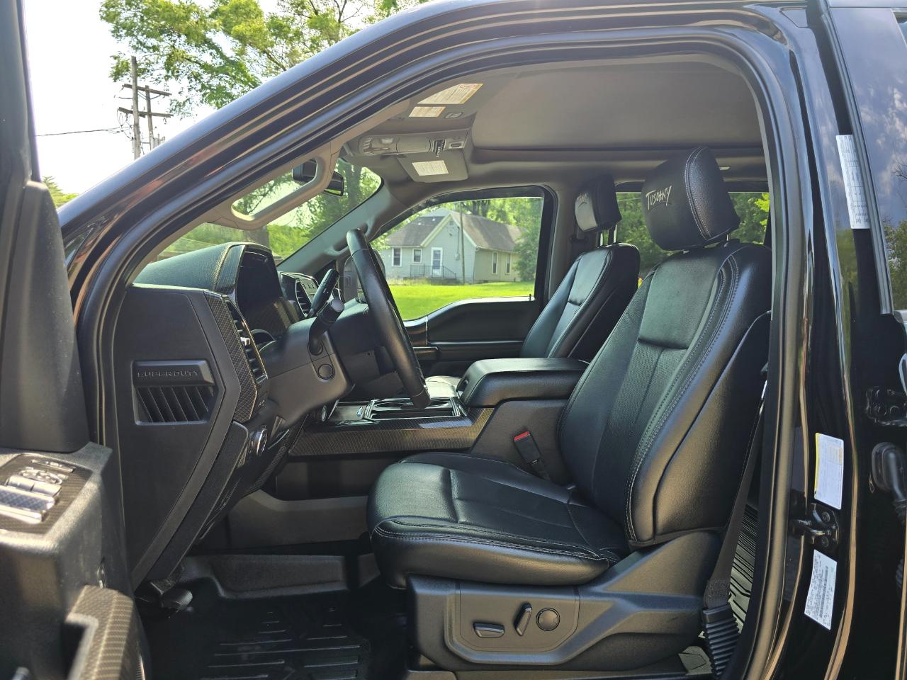 Ford F-250 SD Lariat Crew Cab 4WD 2020