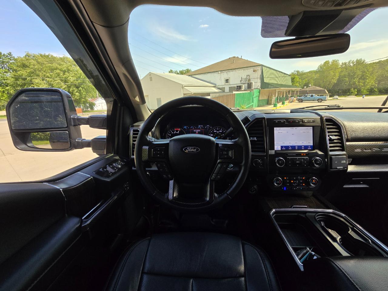 Ford F-250 SD Lariat Crew Cab 4WD 2020