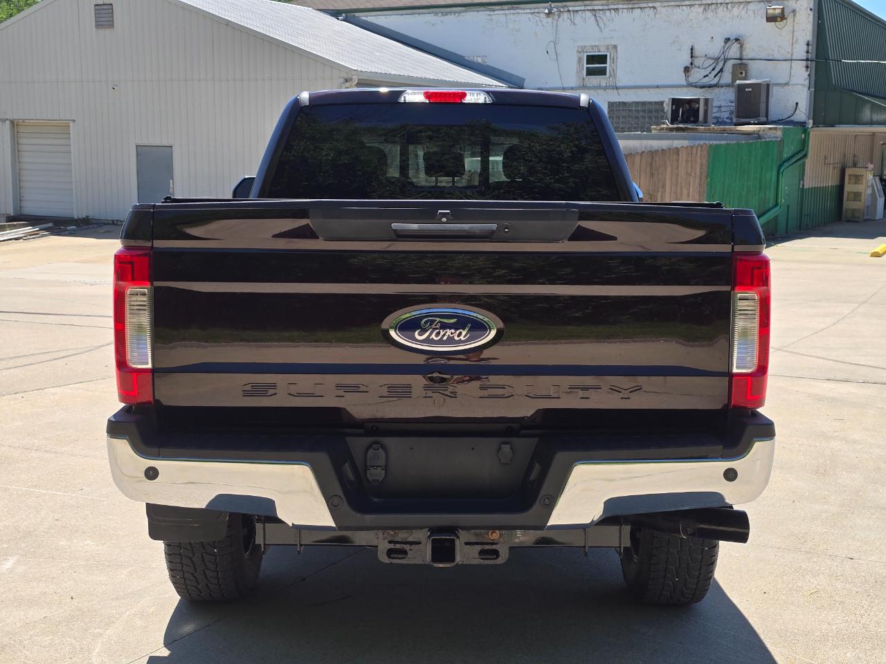 Ford F-250 SD Lariat Crew Cab 4WD 2018