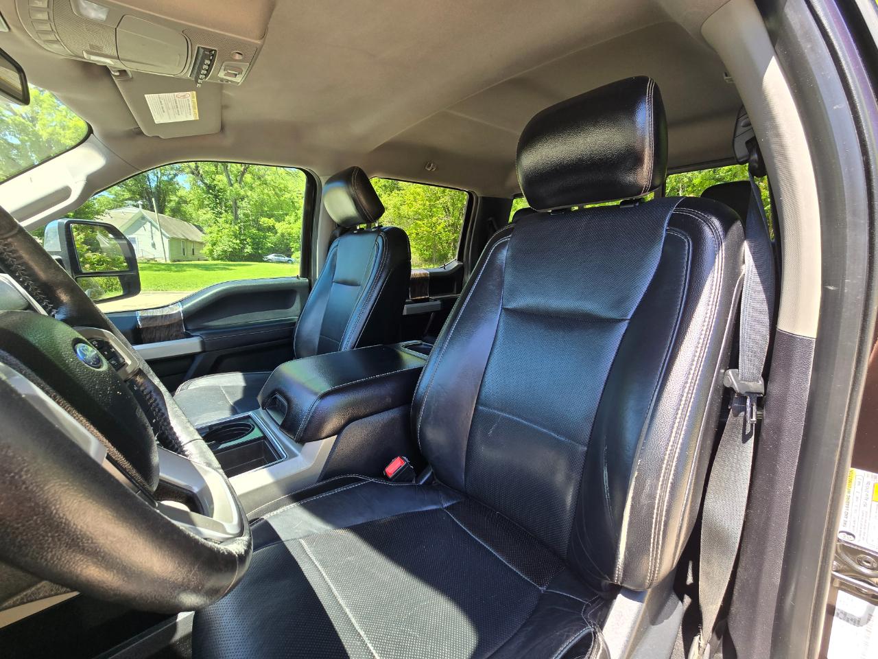Ford F-250 SD Lariat Crew Cab 4WD 2018