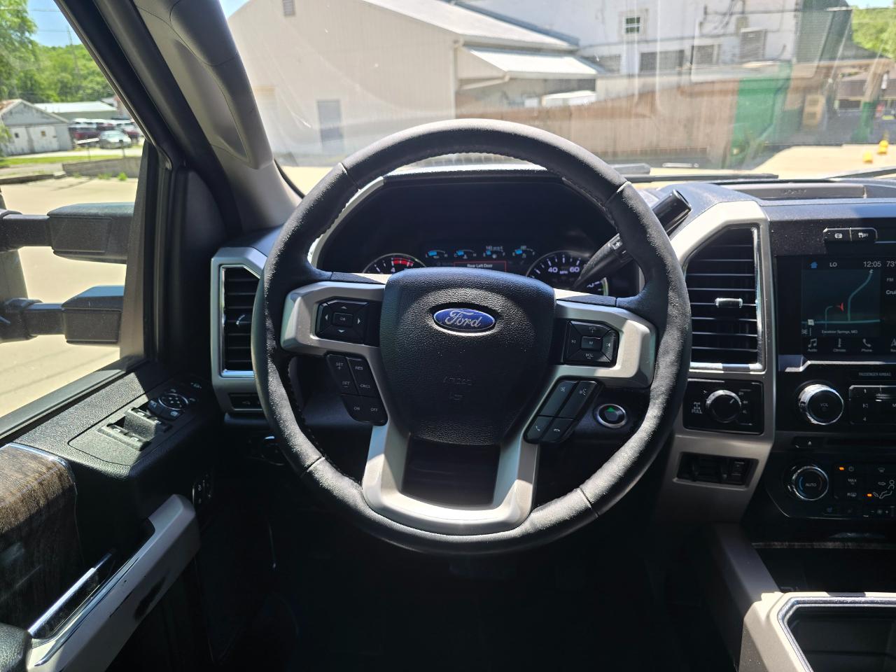 Ford F-250 SD Lariat Crew Cab 4WD 2018
