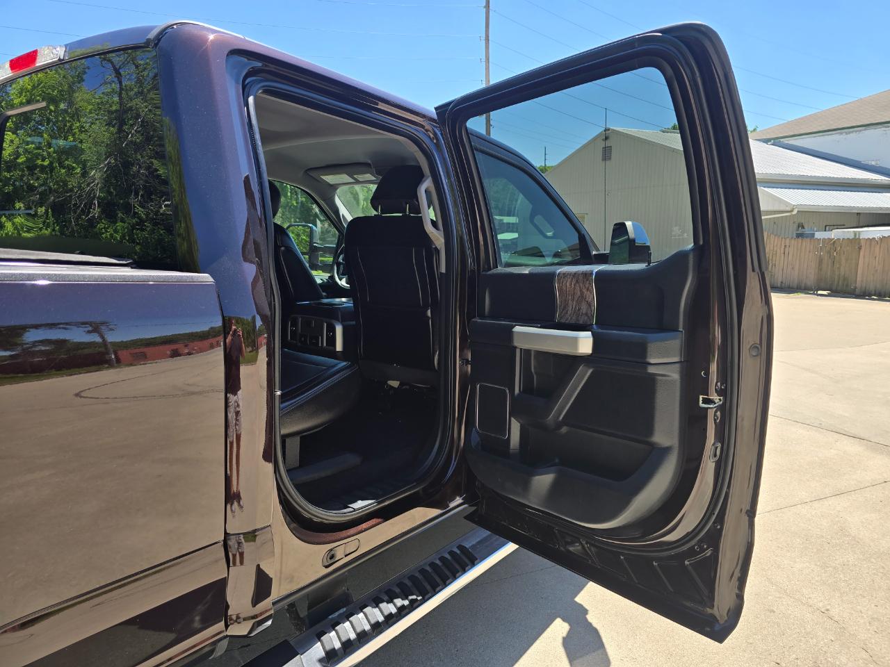 Ford F-250 SD Lariat Crew Cab 4WD 2018