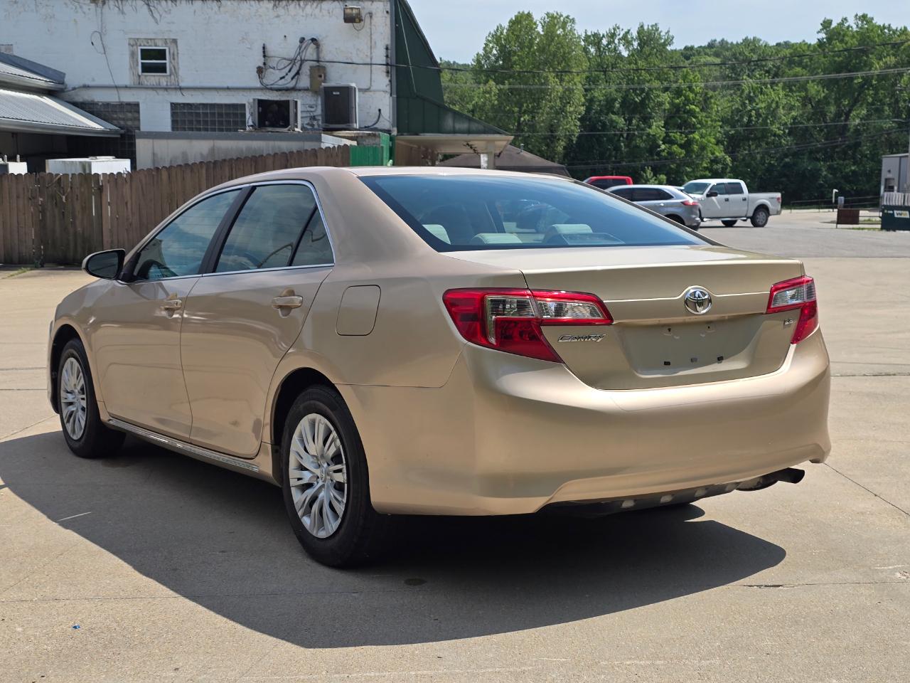 Toyota Camry LE 2012