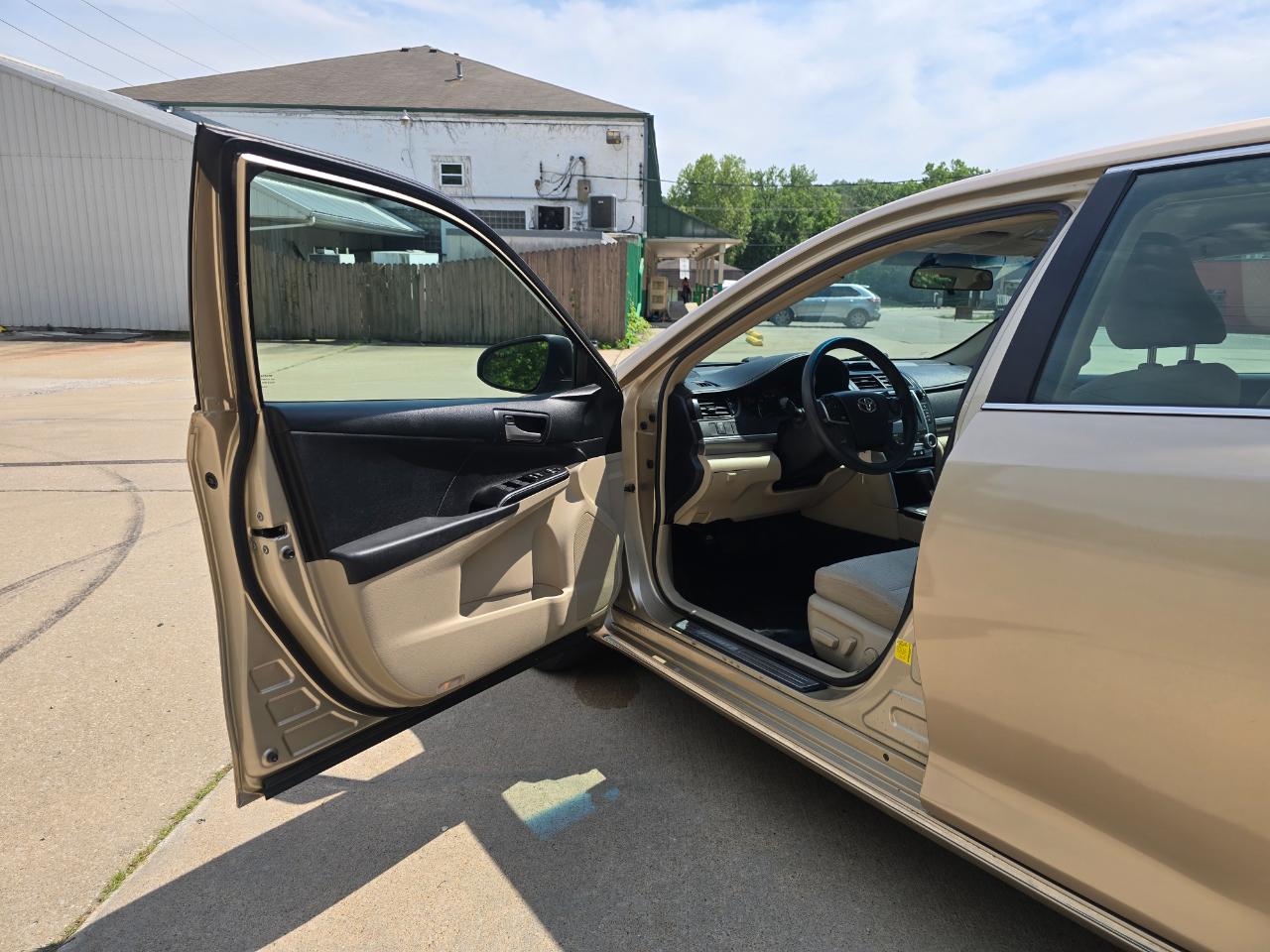 Toyota Camry LE 2012