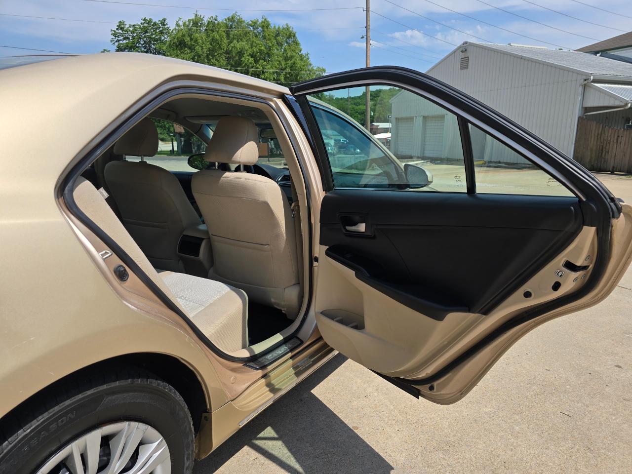 Toyota Camry LE 2012