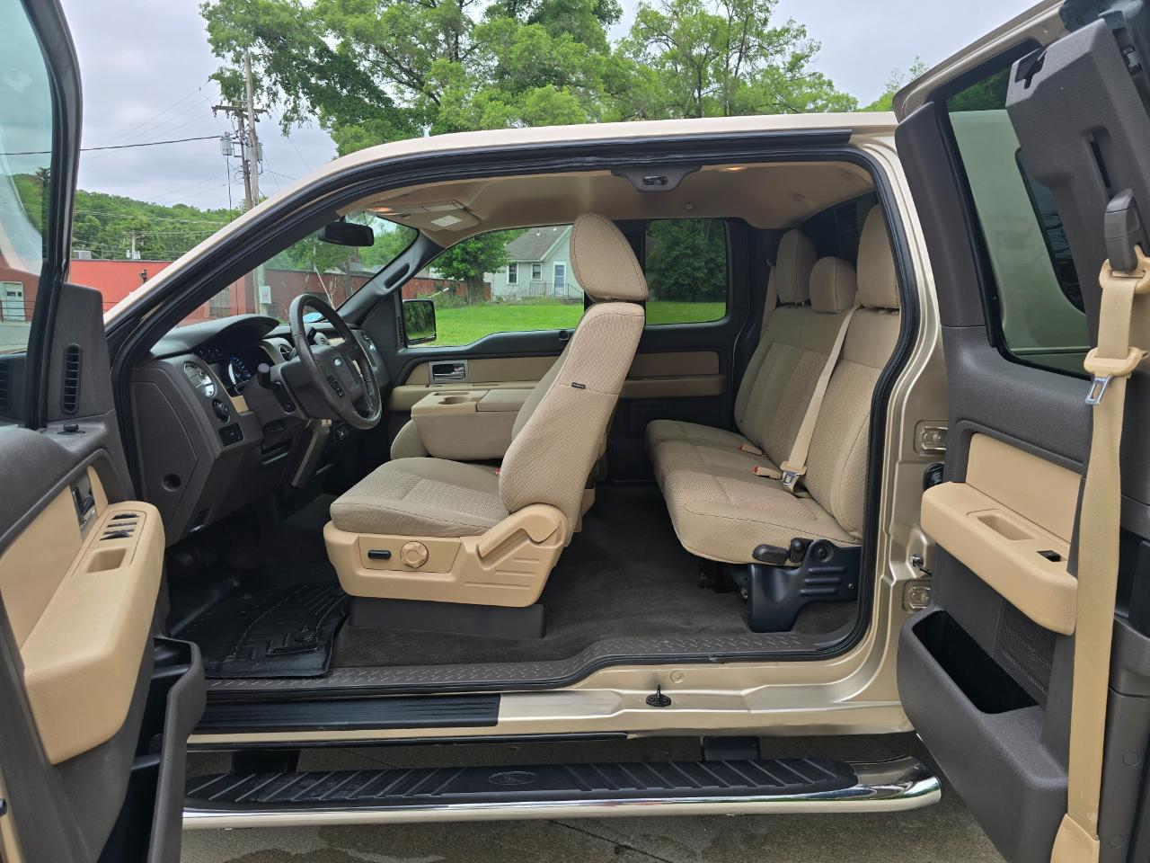 Ford F-150 FX4 SuperCab 6.5-ft. Bed 4WD 2011