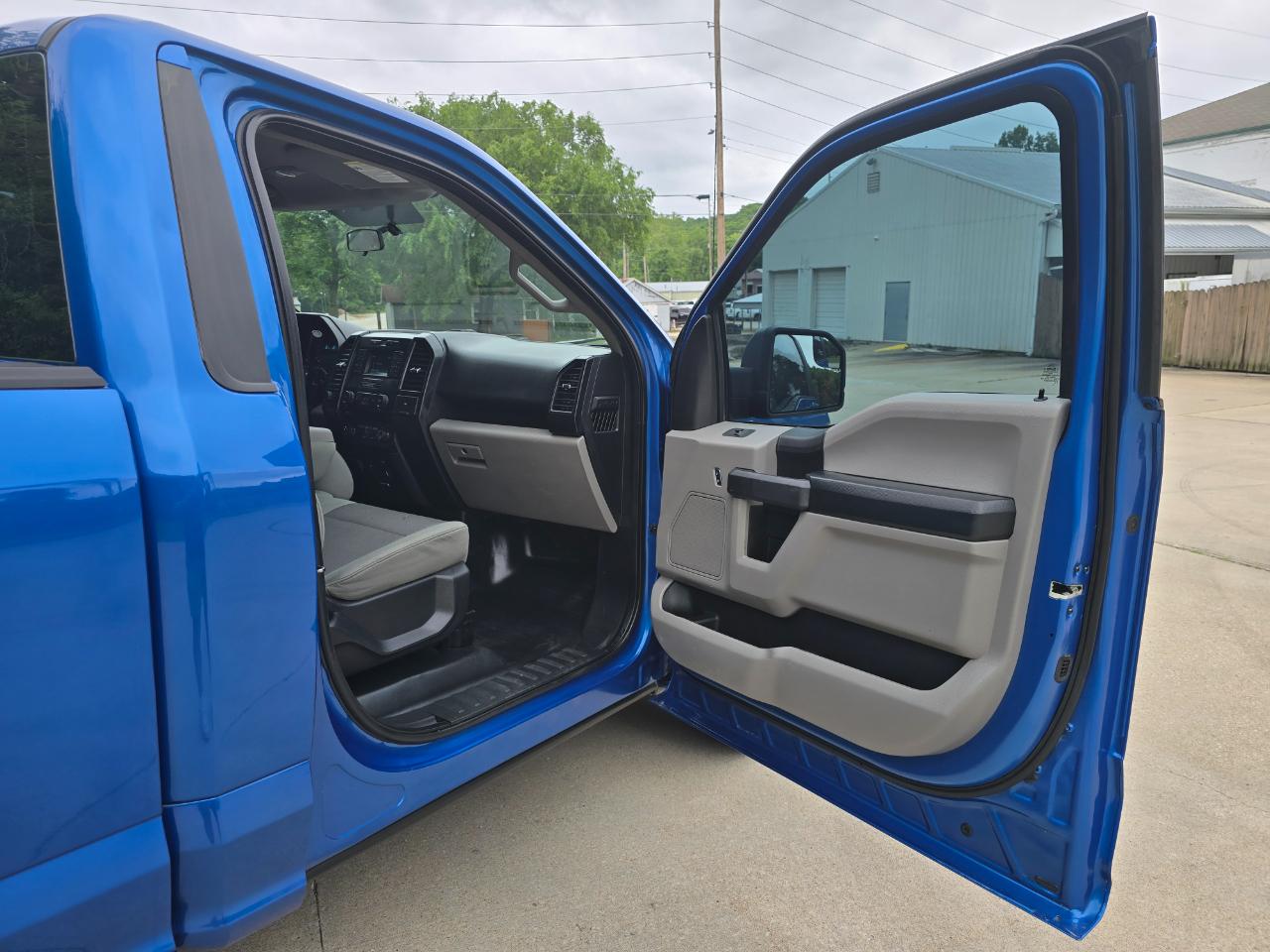 Ford F-150 XLT 6.5-ft. Bed 4WD 2016