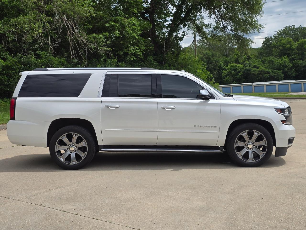 Chevrolet Suburban Premier 4WD 2017