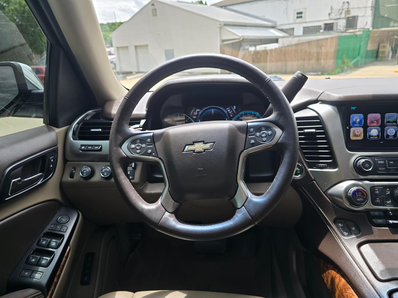 Chevrolet Suburban Premier 4WD 2017