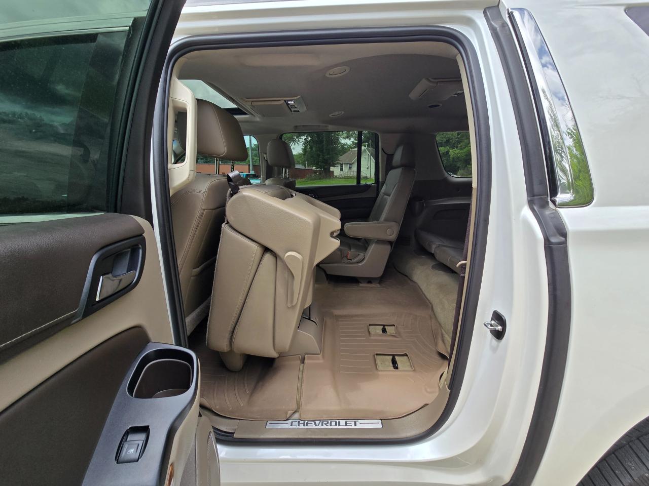 Chevrolet Suburban Premier 4WD 2017
