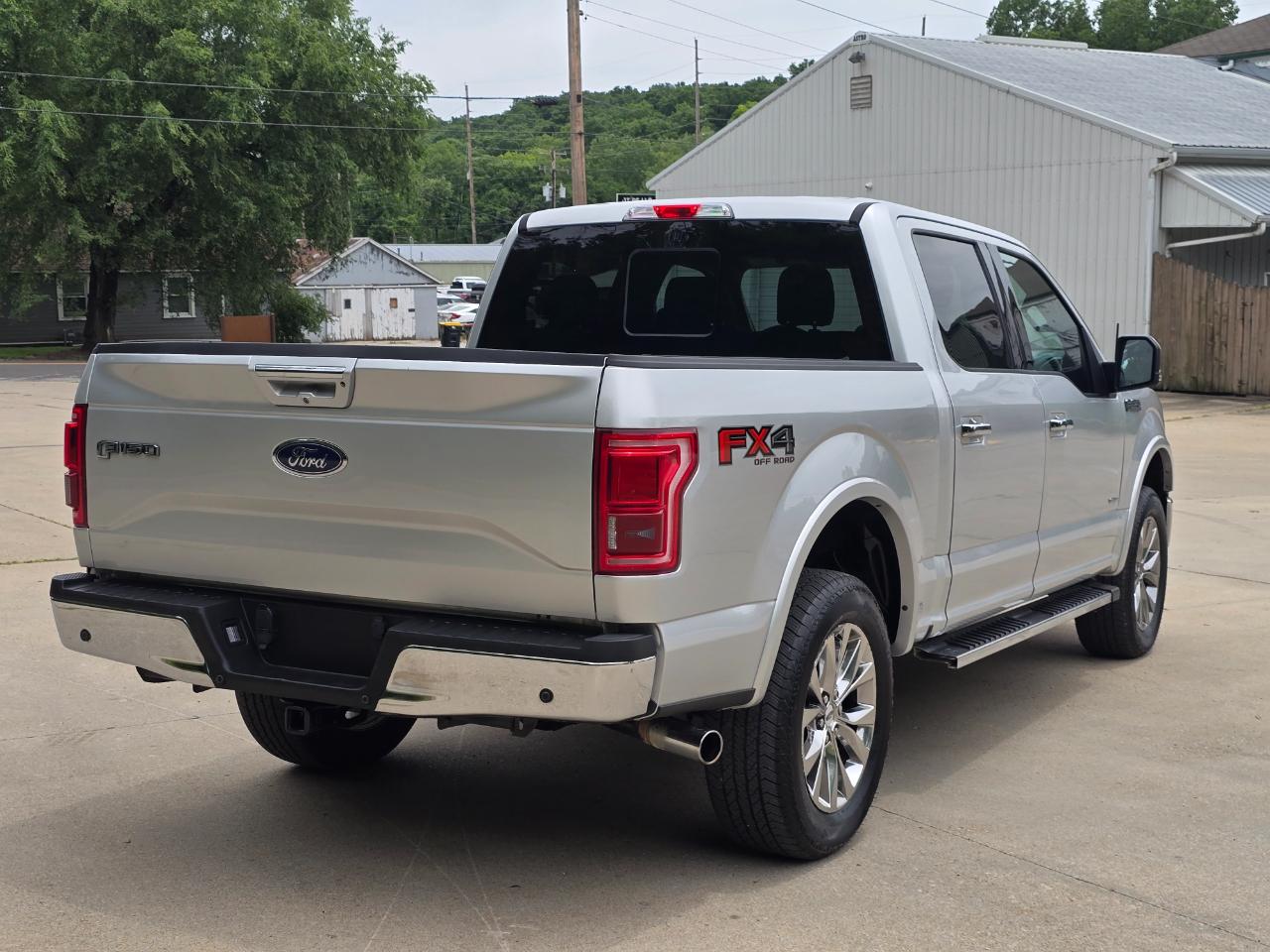 Ford F-150 Lariat SuperCrew 5.5-ft. Bed 4WD 2015