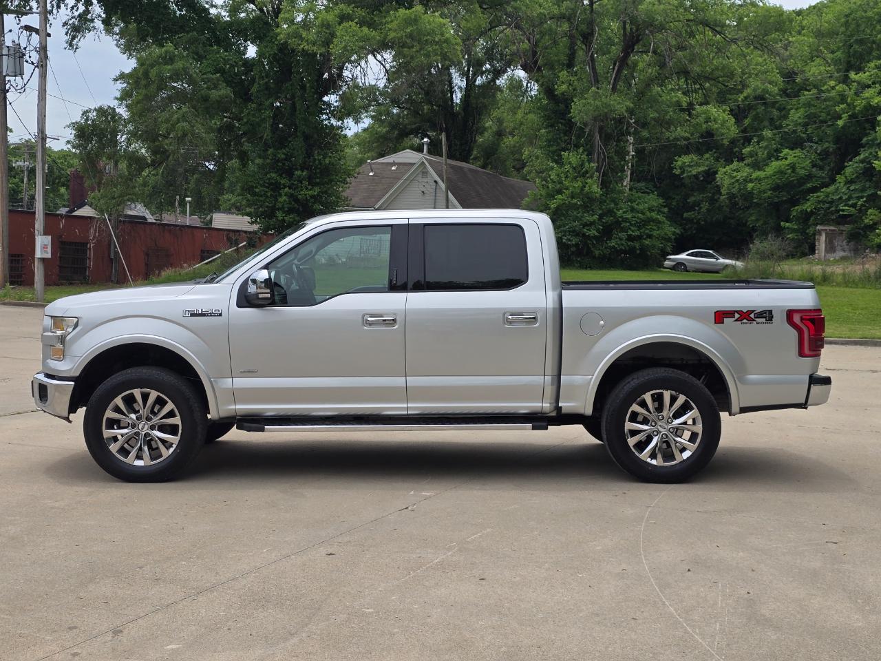 Ford F-150 Lariat SuperCrew 5.5-ft. Bed 4WD 2015