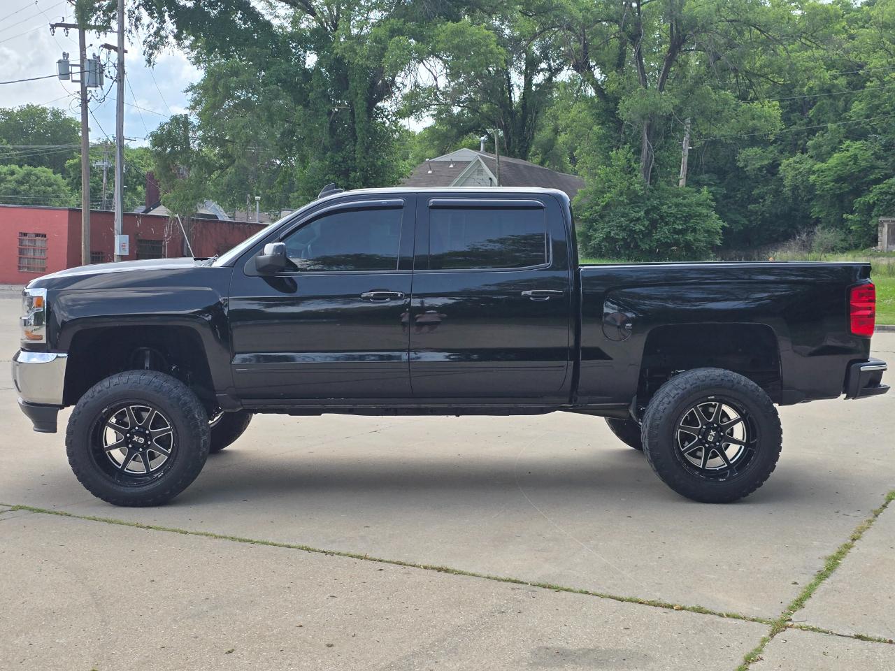 Chevrolet Silverado 1500 LT Crew Cab 4WD 2017